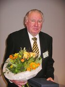 Wurde für Politik, Wissenschaft und Publizistik geehrt: Dr. Karlheinz Kimmel Wurde für Politik, Wissenschaft und Publizistik geehrt: Dr. Karlheinz Kimmel